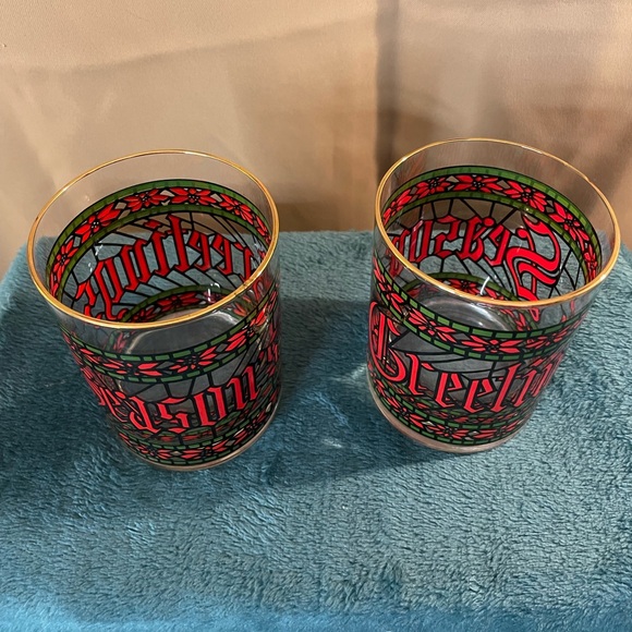 2 VINTAGE Christmas 70s Houze “Seasons Greetings” Stained Glass Gold Rim Accent - Picture 2 of 8